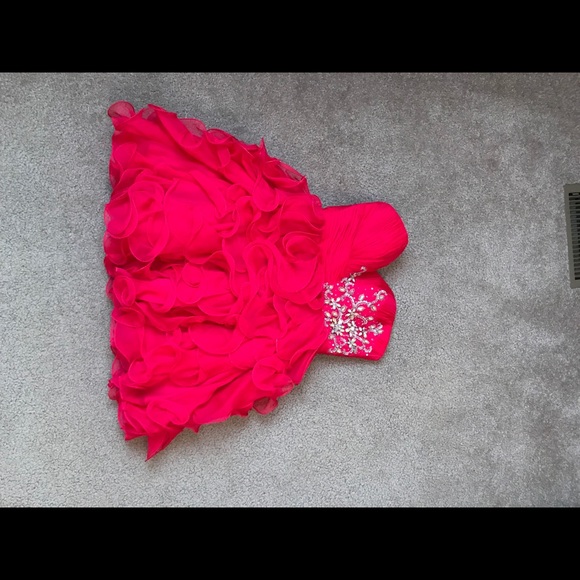 Blush homecoming dress - Picture 2 of 5